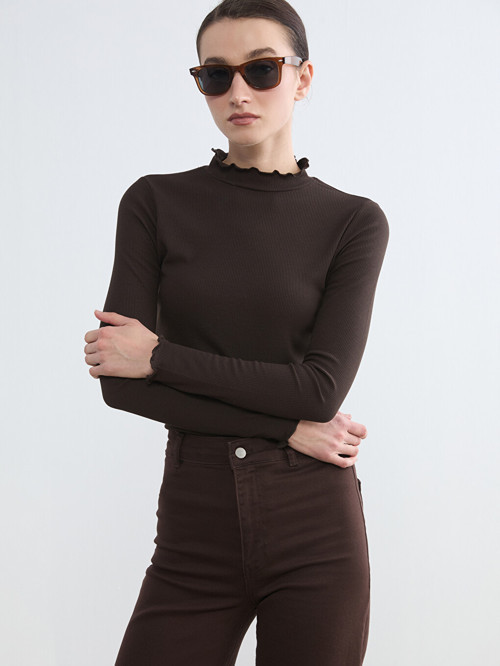 LCW Modest Kahverengi Fırfırlı Dik Yaka Kadın Body
