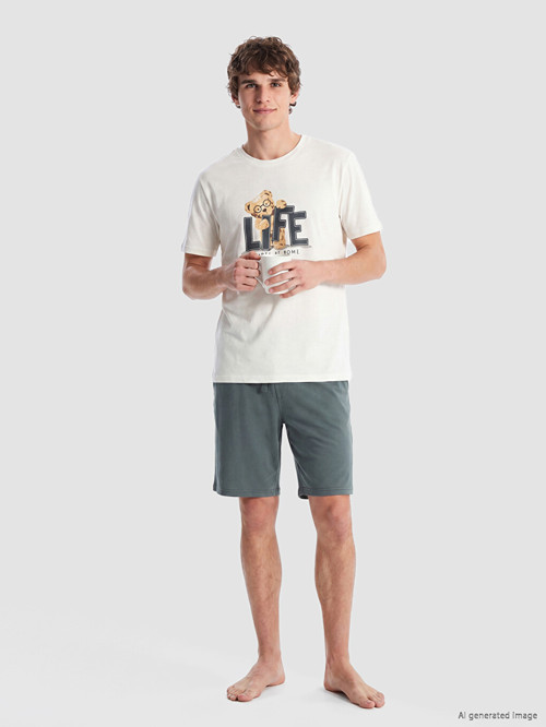 LC WAIKIKI Ekru Standart Kalıp Erkek Şortlu Pijama Takımı
