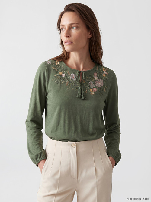 LCW Grace Yeşil Bağlamalı Yaka Çiçek Nakışlı Bluz