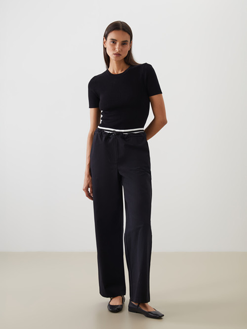 LCW Modest Siyah Beli Lastikli Geniş Paça Kadın Pantolon