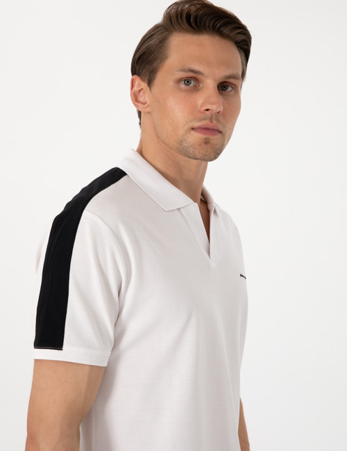 Siyah Kol Detaylı Slim Fit %100 Pamuk Apaş Yaka Tişört 50307520-VR046