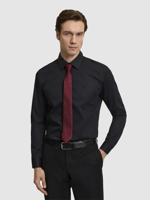Siyah Slim Fit Klasik Yaka Basic Gömlek