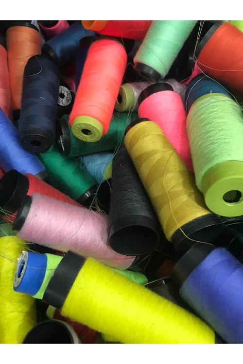 Dikiş İpliği 120 No Karışık Renk 5 Kg (5000 Gr) 100-150 Adet