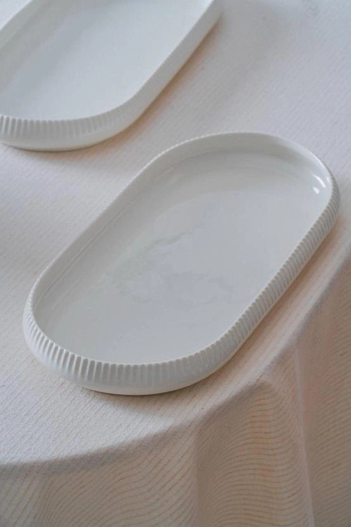 Linea Porselen Beyaz Oval Tabak 32x15x3 cm