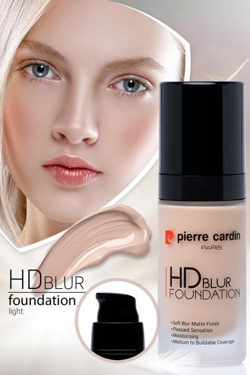 Hd Blur Pürüzsüz Görünüm Veren Mat Fondöten Light - 30ML