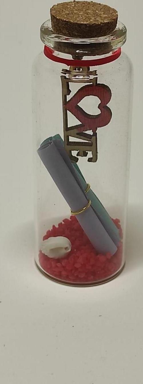 Hediyelik Mini Not Kağıtlı 8 cm Love Yazılı Mantar Kapaklı Romantik Tüp