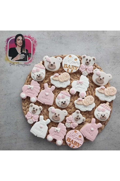 Pembe İsimli Welcome Baby Bulutta Uyuyan Bebek Tulum Biberon Ve Bebek Araba Butik Kurabiye - 20 Adet