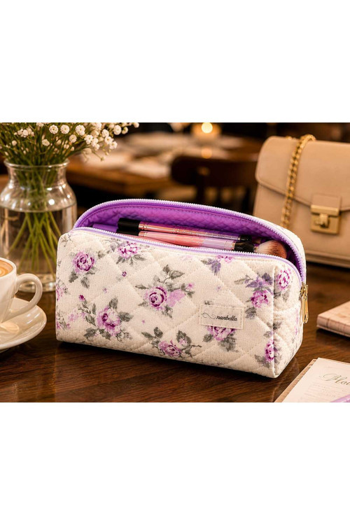Roses Lila Gül Desenli Xl Makyaj Ve Seyahat Çantası - Kapitone Kumaş, Geniş Hacim
