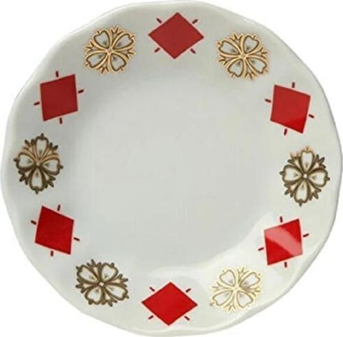 Yonca Kırmızı Porselen Çay Tabağı 11 Cm