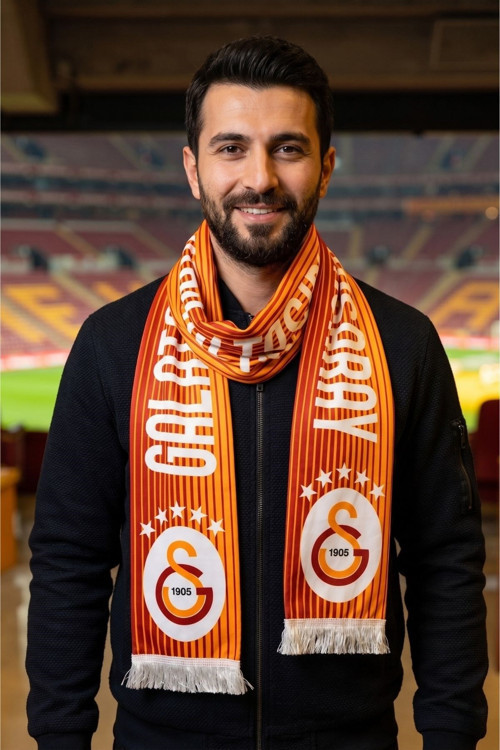 ORİJİNAL LİSANSLI 5 YILDIZ KIRMIZI ŞAL ATKI