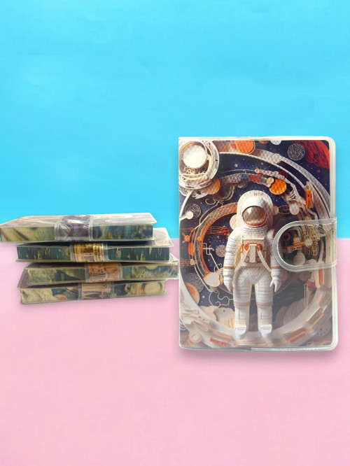 3D Görünümlü Astronot A7 Not Defteri , Çıt Çıtlı Cep Defteri - Turuncu