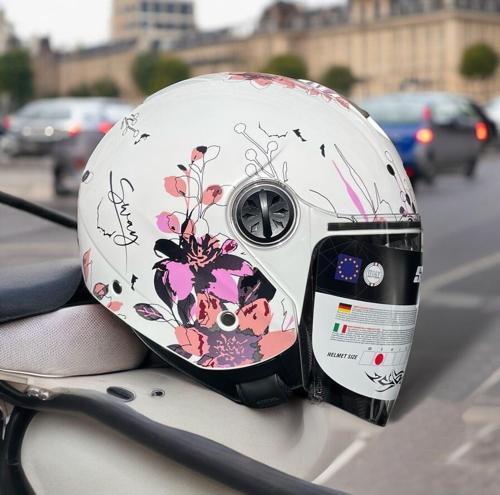 715 Şeffaf Vizörlü Yarım Motosiklet Scooter Kaskı S Beden Iris White Pink