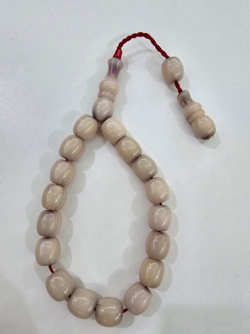 Zeyzun Usta İmzalı Bilek Boy Efe Maskot Sıkma Kehribar Tespih 13,5 x 13 mm Fıçı Kesim