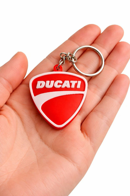 Ducati Logo Anahtarlık | Kırmızı Beyaz Tasarım | 3D Baskı PLA | Motorsiklet Anahtarlığı