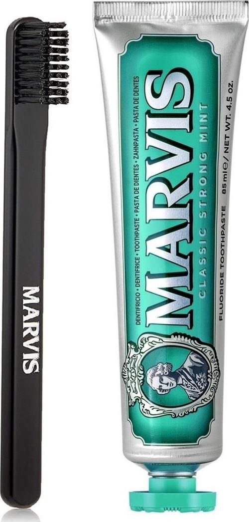 Classic Strong Mint Beyazlatıcı Diş Macunu 85 ml Ve Black Orta Sert Diş Fırçası