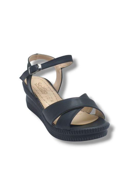 4252-26 Cilt Çapraz Bant Dolgu Taban Fashion Kadın Sandalet(6cm)