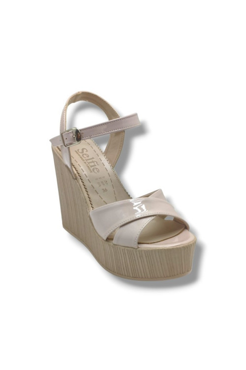 4285-26 Rugan Çapraz Bant Yüksek Dolgu Taban Fashion Kadın Sandalet(11cm)