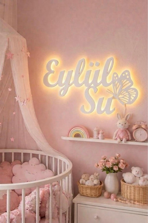Kişiye Özel LED Işıklı Ahşap İsimlik – Kız Çocuk Odası Duvar Dekoru – 3D Gece Lambası -Çift İsim