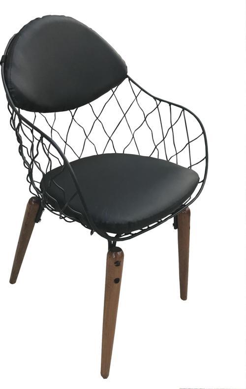Sandalye 12561 TELSEPET METAL Mat Siyah Kayın retro ayak Suni deri döşem El Yapım