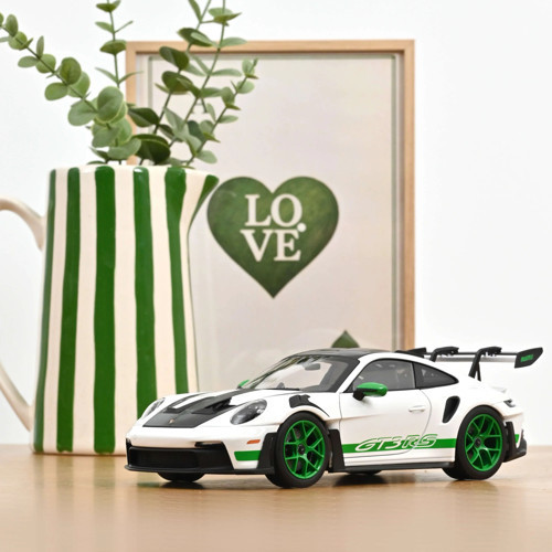187372 1/18 Porsche 911 GT3 RS Tribute to Carrera RS 2022 White/Python Green
