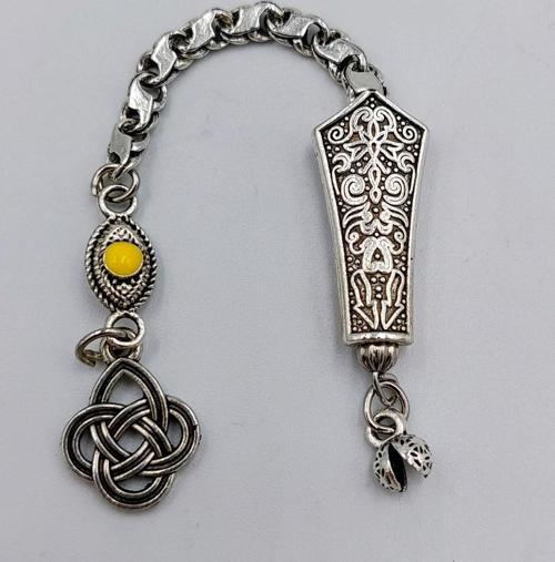 ÖZEL TASARIM ARNAVUT ZİNCİR KALİTELİ ÇİÇEK FİGÜRLÜ PÜSKÜL