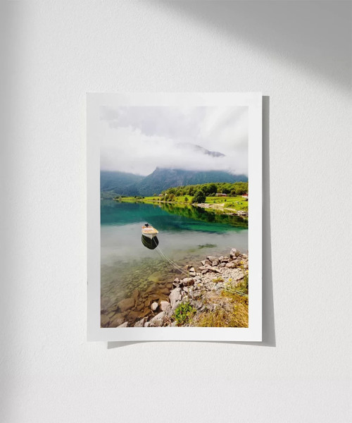 Çerçevesiz Poster Göl Kenarında Huzur