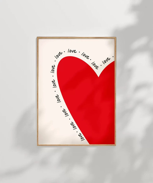Çerçevesiz Poster Love Yazılı Kalp Tasarımlı