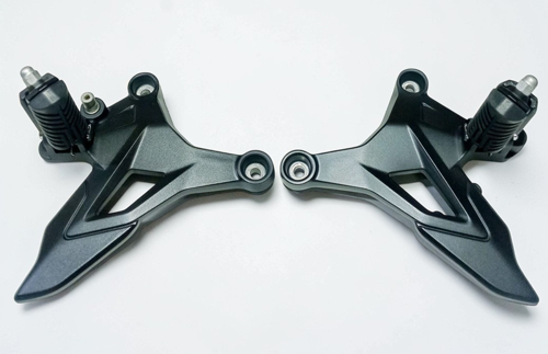 KT60640 CF MOTO NK250 SR250 ÖN BASAMAK BRAKAETİ