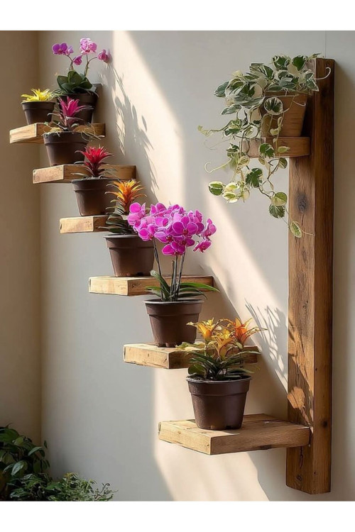 Dekostil Ahşap Duvar Tipi Çiçeklik - 60 Cm Merdiven Saksı Rafı - 7 Basamaklı