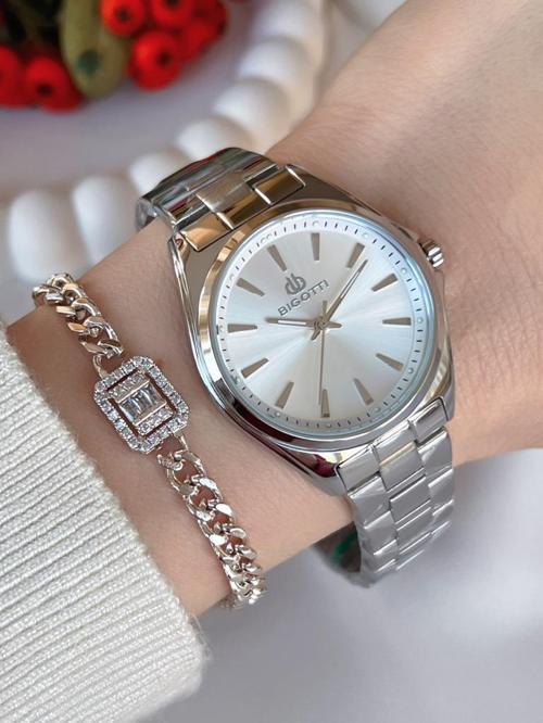 BG1.104771 Bigotti Çelik Kordon Kararma Renk Atmaz 30 Mt Suya Dayanıklı Bayan Kol Saati+Bileklik