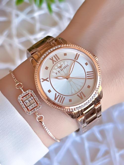 Rose/Gold Renk Kararmaz Renk Atmaz 3 Atm  Özel Tasarım Kadın Kol Saati EFL21925C
