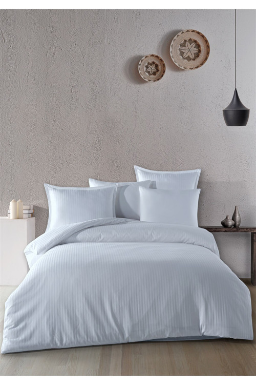 %100 Pamuk Saten Dik Çizgi Volanlı Çift Kişilik Nevresim Takımı Bebe Mavi 200x220 cm