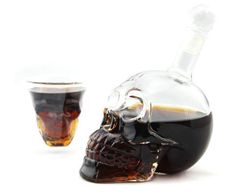 ETT Crystal Head 550ml Kuru Kafa Şişe: Dekoratif İçecek Şişesi
