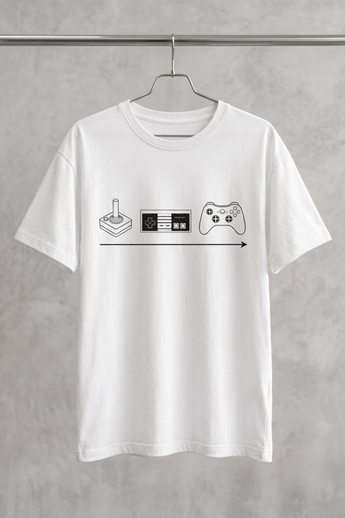 Oversize Unisex Beyaz Oyuncu Temalı Geek Grafik Baskılı Tişört