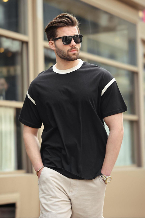 Siyah Bisiklet Yaka Regular Fit Erkek T-Shirt E7126