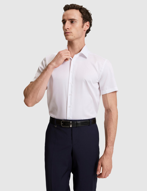Beyaz Non İron Kolay Ütülenebilir Regular Fit Kısa Kollu Basic Gömlek 50325154-VR013