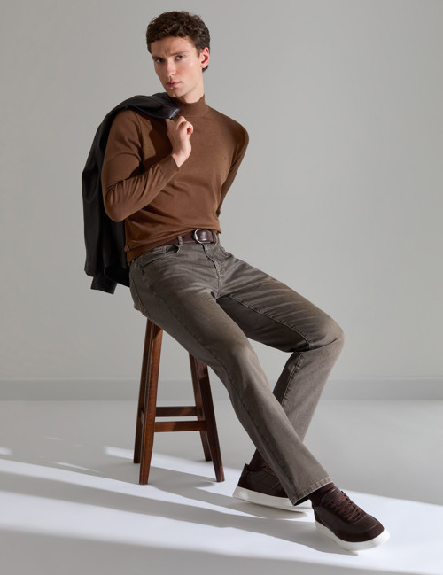 Koyu Kahverengi Slim Fit Yarım Balıkçı Yaka Basic Triko Kazak 50314176-VR084
