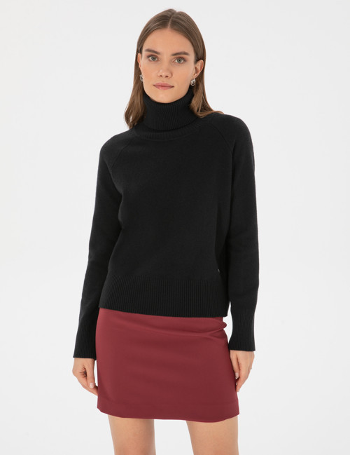 Siyah Comfort Fit Yün Balıkçı Yaka Kazak 50310938-VR046