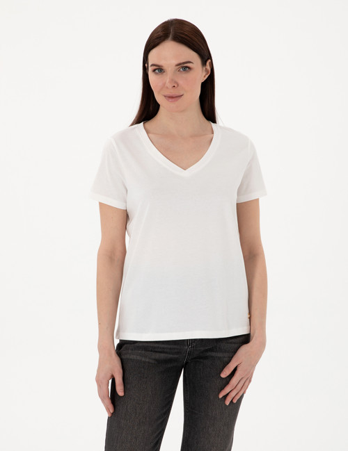 Beyaz Regular Fit V Yaka Basic Tişört 50305749-VR013