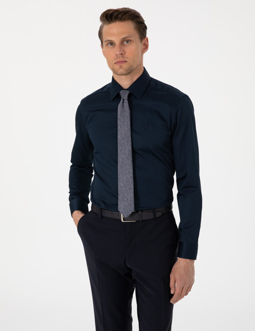 Lacivert %100 Pamuk Parlak Saten Slim Fit Uzun Kollu Basic Gömlek 50305127-VR033