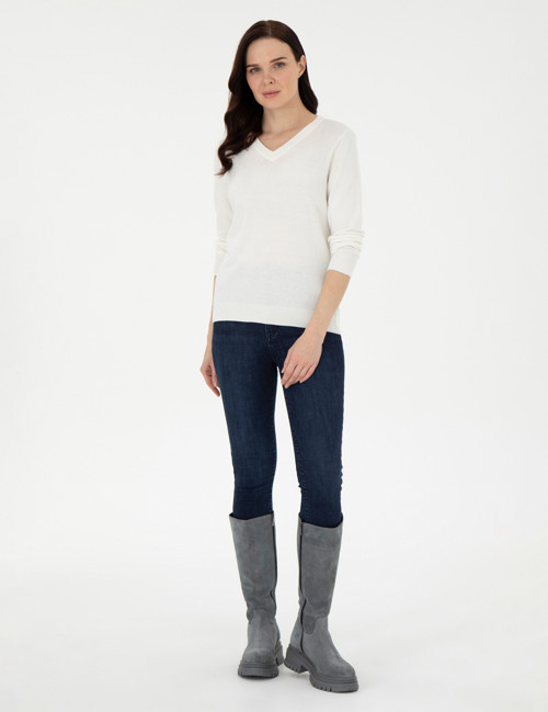 Ekru Slim Fit V Yaka Basic Kazak 50300803-VR019