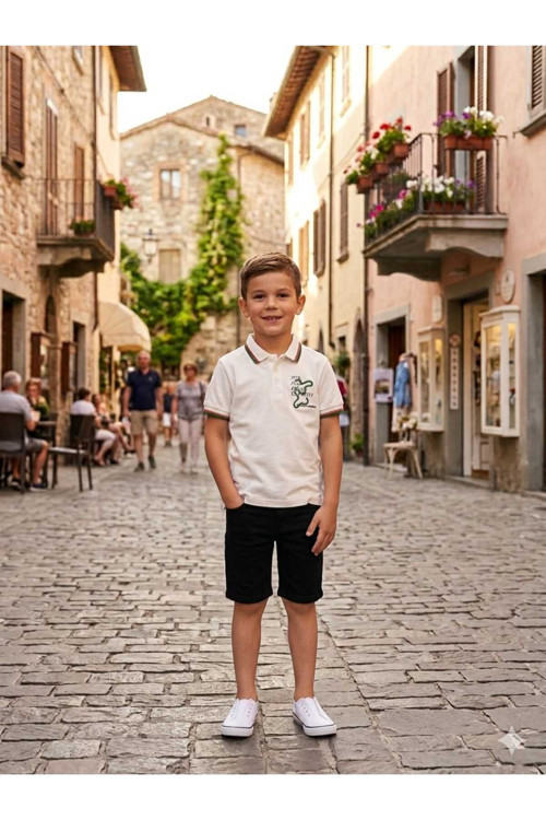 Erkek Çocuk Beyaz Polo Yaka Tişört Ve Siyah Denim Kapri Kot Şort Takım