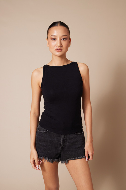 YUMUŞAK DOKULU HALTER TOP