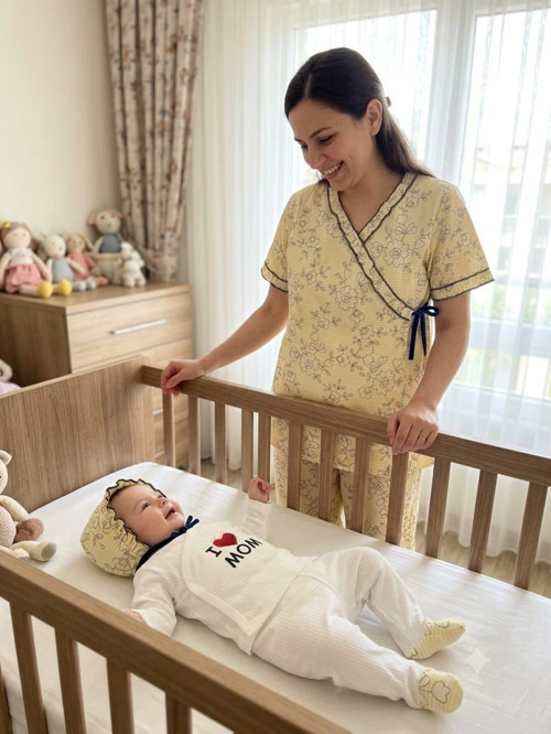 BASKILI ANNE BEBEK LOHUSA SET 3 Ay Kız