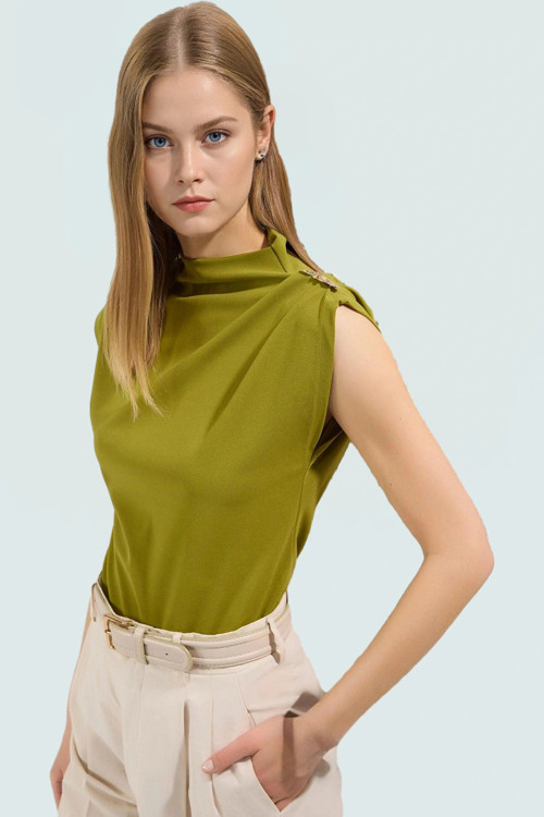 Aksesuar Detaylı Örme Bluz Fitted Kalıp Kısa Kol Casual Uzun Ömürlü Rahat Kullanım