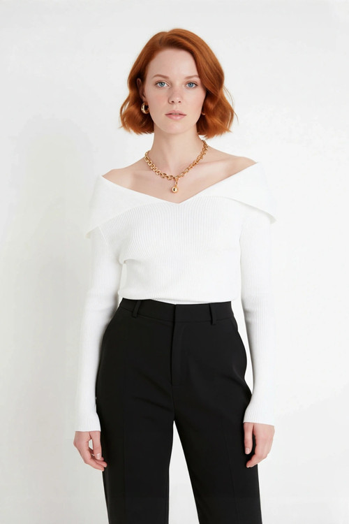 Kadın Şık Devrik Yaka Fitilli Triko Üst Fitted Kesim Uzun Kol Crop Model İlkbahar Sonbahar