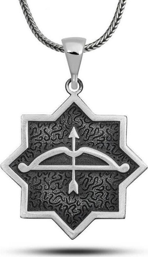 Gümüş Ok Yay İşlemeli Sekizgen Tasarım Kolye