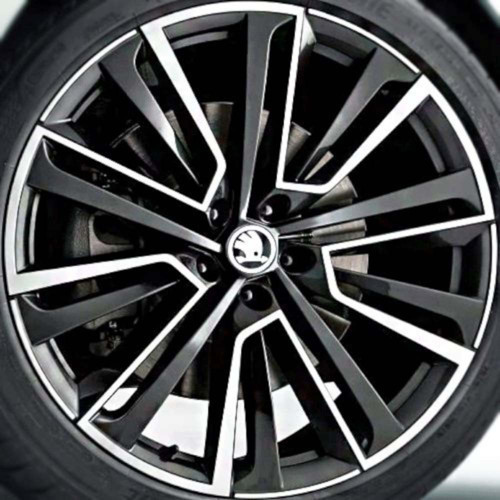 19 inç 5x112 Superb Octavia Uyumlu Siyah Elmas Kesim Jant Modeli (4 Adet)