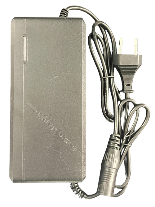 24 Volt 6 Amper Akülü Tekerlekli Sandalye Engelli Araba Şarj Adaptörü Aleti (27v-29.8V 6A)