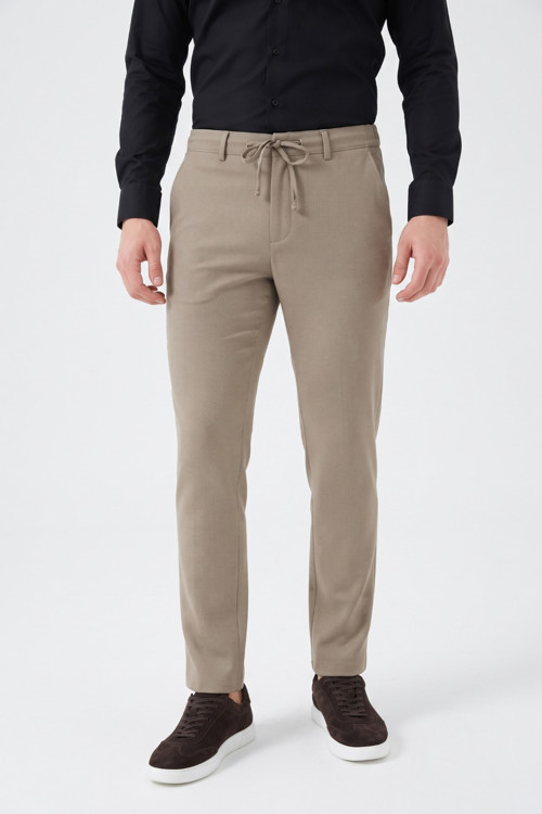 Erkek Regular Kalıp Jogger Pantolon Armürlü Kumaş BGL-ST05633